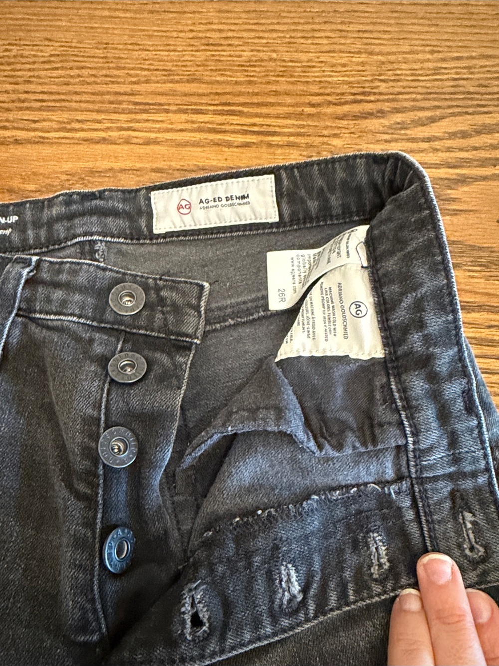 Ag Adriano Goldschmied Women’s Black Button-Fly Slim Jeans size 26